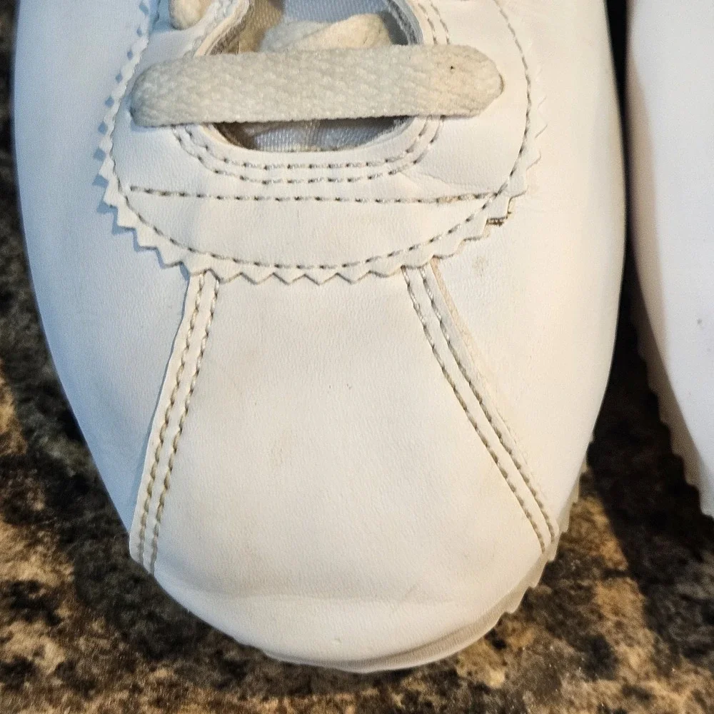 Nike Classic Cortez‎ Womens Size 8.5 White Black Athletic Sneakers